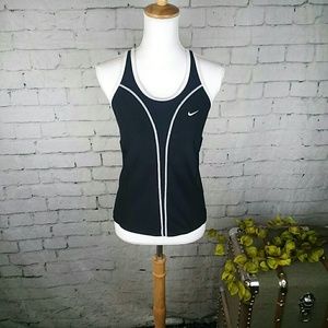 Nike fit dry activewear top w/ built in bra